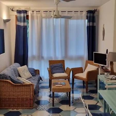 Casa Da Gabry Sardinia * 罗通多港